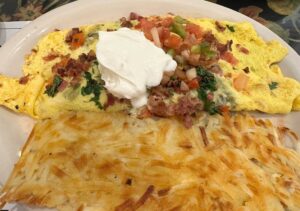 Apple Cup Cafe breakfast omelet in Chelan