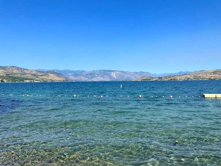 The Best Waterfront Hotels on Lake Chelan