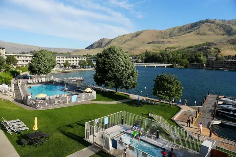 Children playing in Chelan, view from Campbell's Resort
