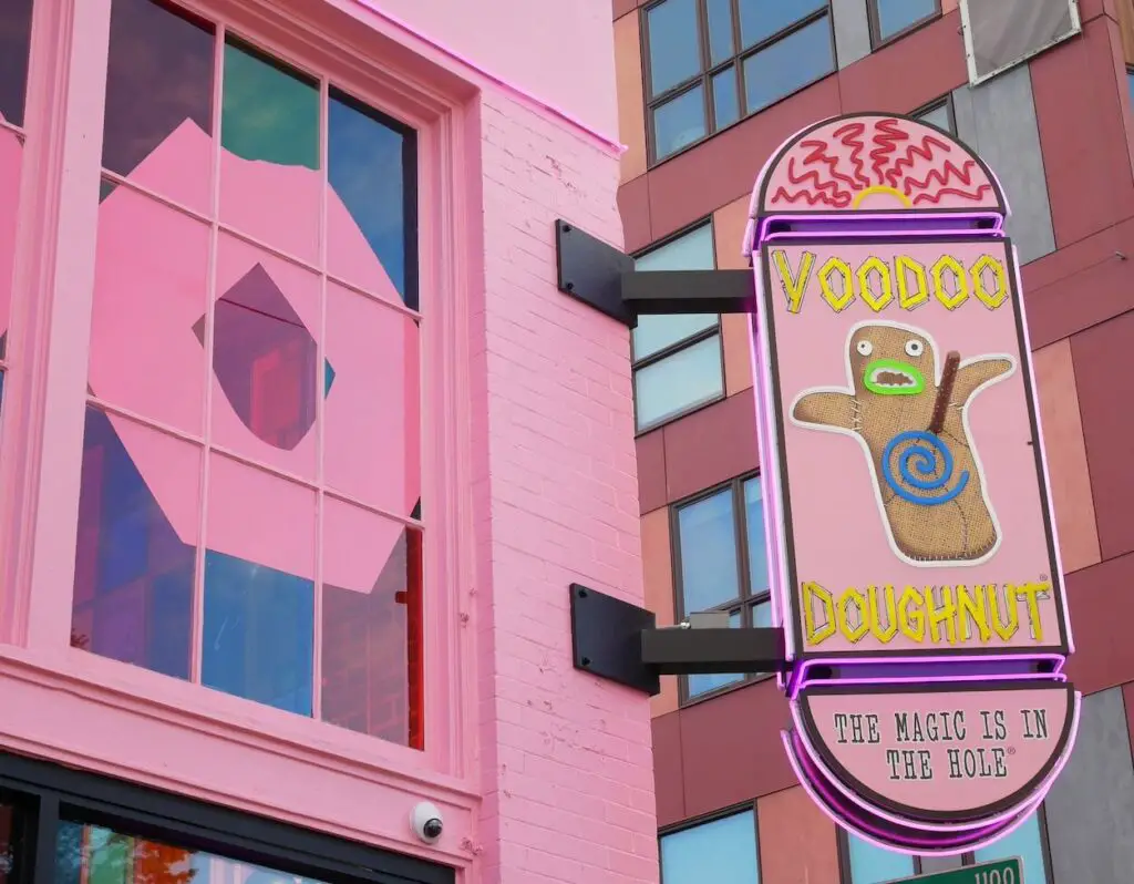 Close up of the Voodoo doughnuts sign