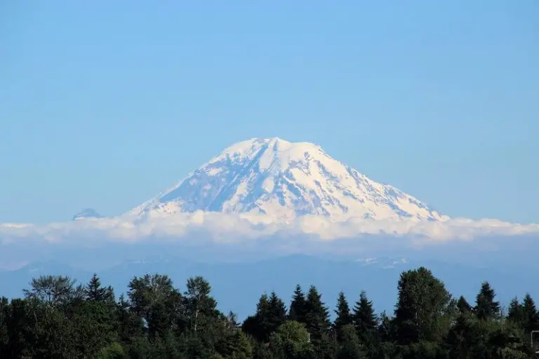 34 Best Day Trips From Seattle (From a Local!)