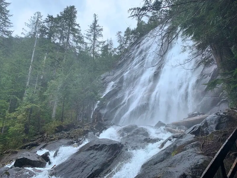 Bridal Veil Falls hike in Washington