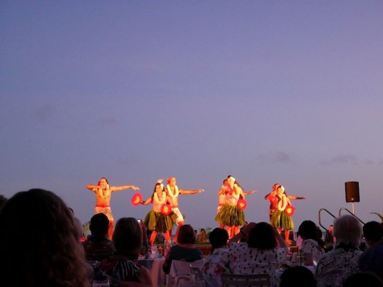 Full Review of the Royal Hawaiian Luau in Waikiki