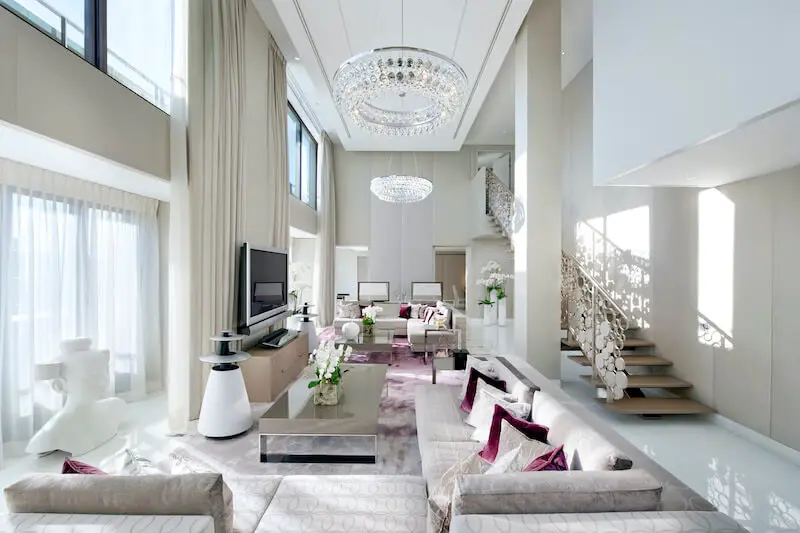 Mandarin Oriental, a luxury 5-star hotel in Paris