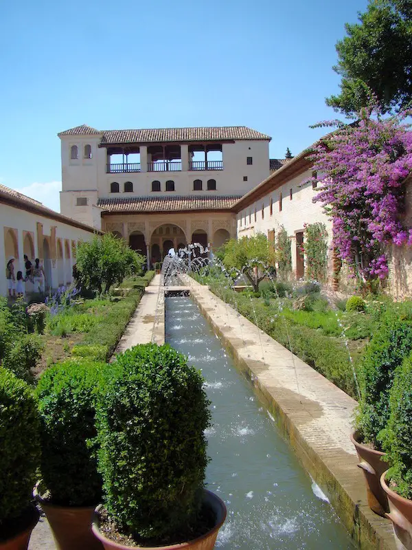 Full Visit Guide for the Alhambra in Granada, Spain