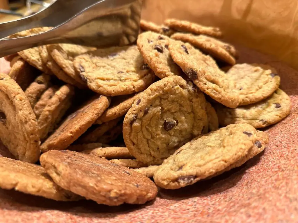 chocolate chip cookies