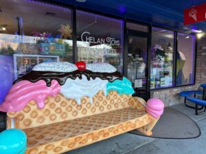 Chelan Toys & Sweets