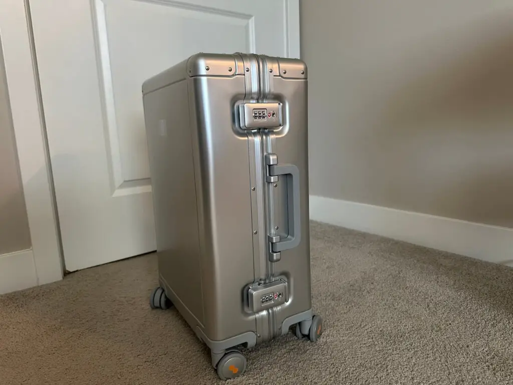Side view of the Gibraltar Aluminum Carry-On 20"
