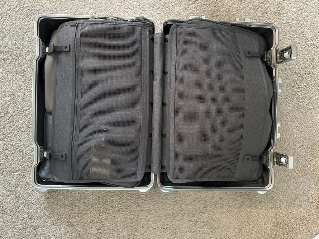 Inside the Gibraltar Aluminum Carry-On 20"