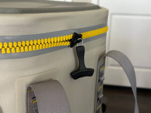 Zipper on the Sparter Cooler