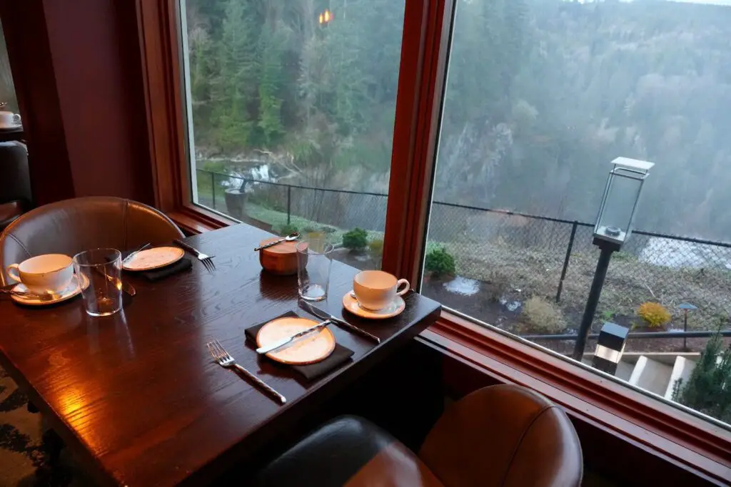 Table with a view of Snoqualmie Falls